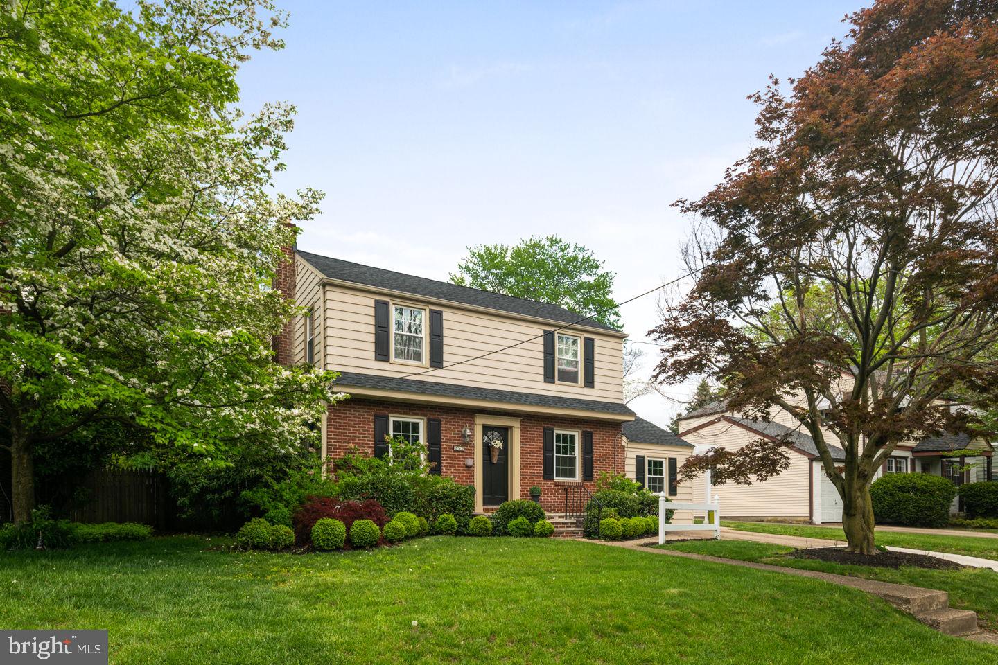 257 Hopkins Road Haddonfield, NJ 08033 - Photo 2 of 26