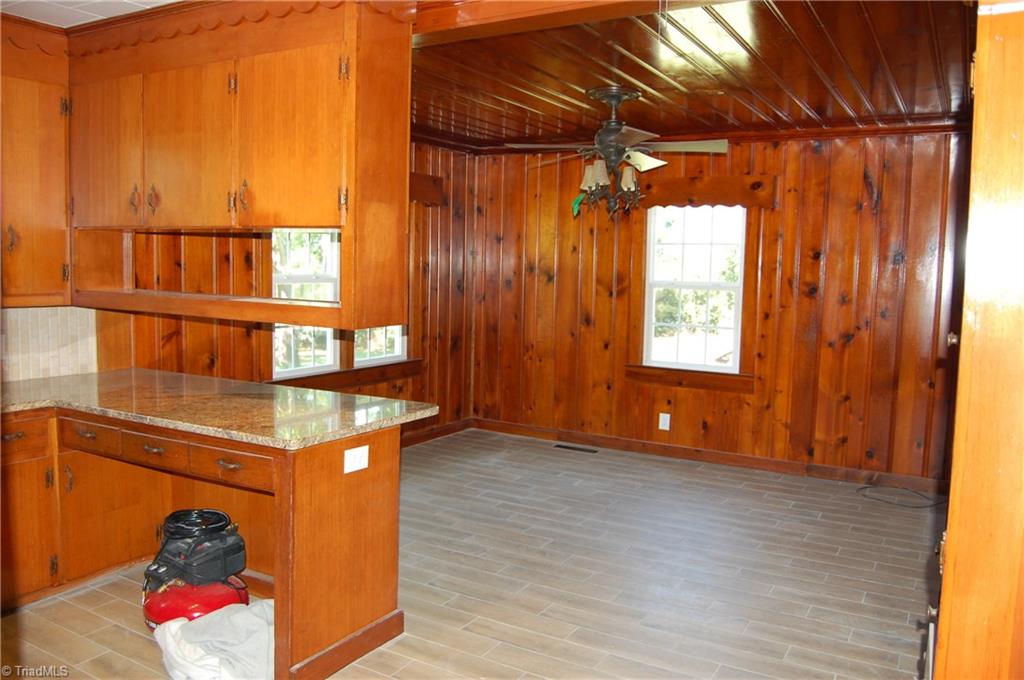 131 Oak Summit Road Winston-Salem, NC 27105 - Photo 13 of 21