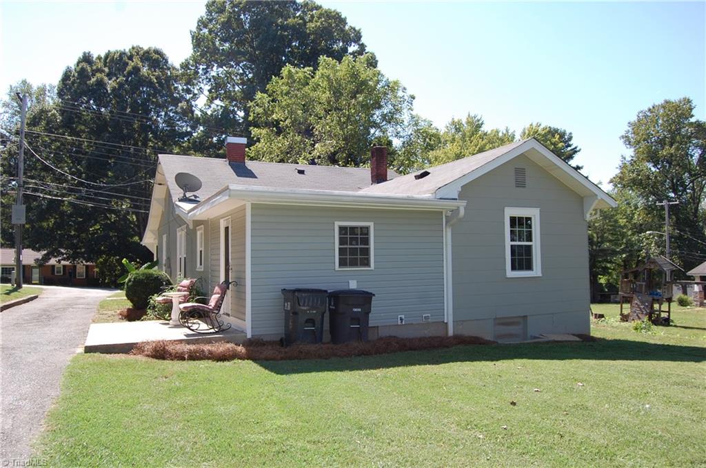 131 Oak Summit Road Winston-Salem, NC 27105 - Photo 16 of 21