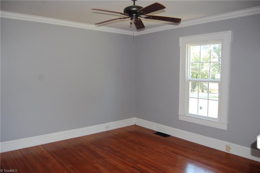 131 Oak Summit Road Winston-Salem, NC 27105 - Photo 10 of 21