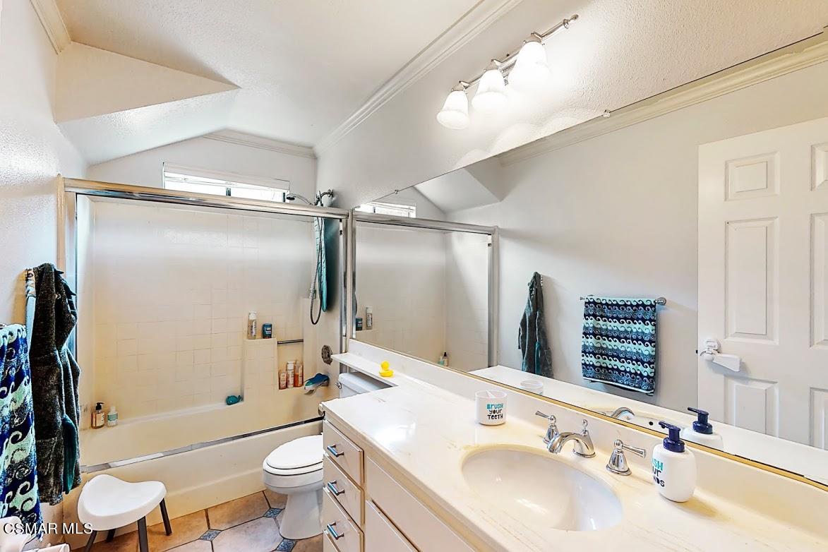 5841 Cochran Street Simi Valley, CA 93063 - Photo 18 of 39 5841-Cochran-St-Simi-Valley-Ca-93063-USA