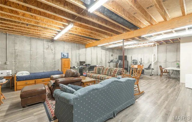 $1,150,000 | 16150 County Road 8390, Rolla, MO 65401