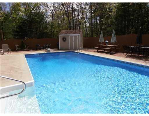 36 Rocky Dun Road Baldwin, ME 04091 - Photo 3 of 25 Swimming Pool/Hot Tub/Sauna.