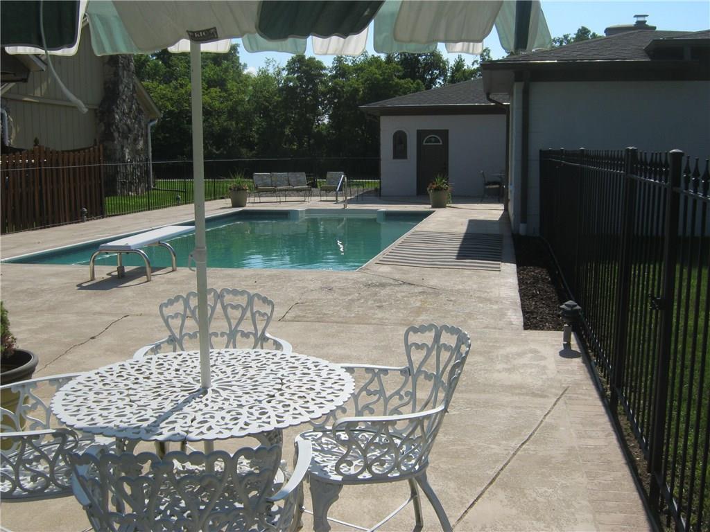 6206 North Raceway Road Indianapolis, IN 46278 - Photo 12 of 33 Gallery Image 12