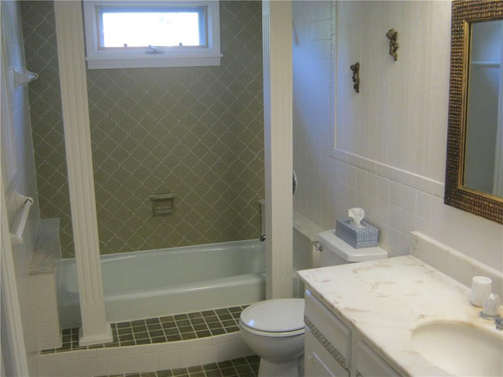 6206 North Raceway Road Indianapolis, IN 46278 - Photo 27 of 33 Gallery Image 27