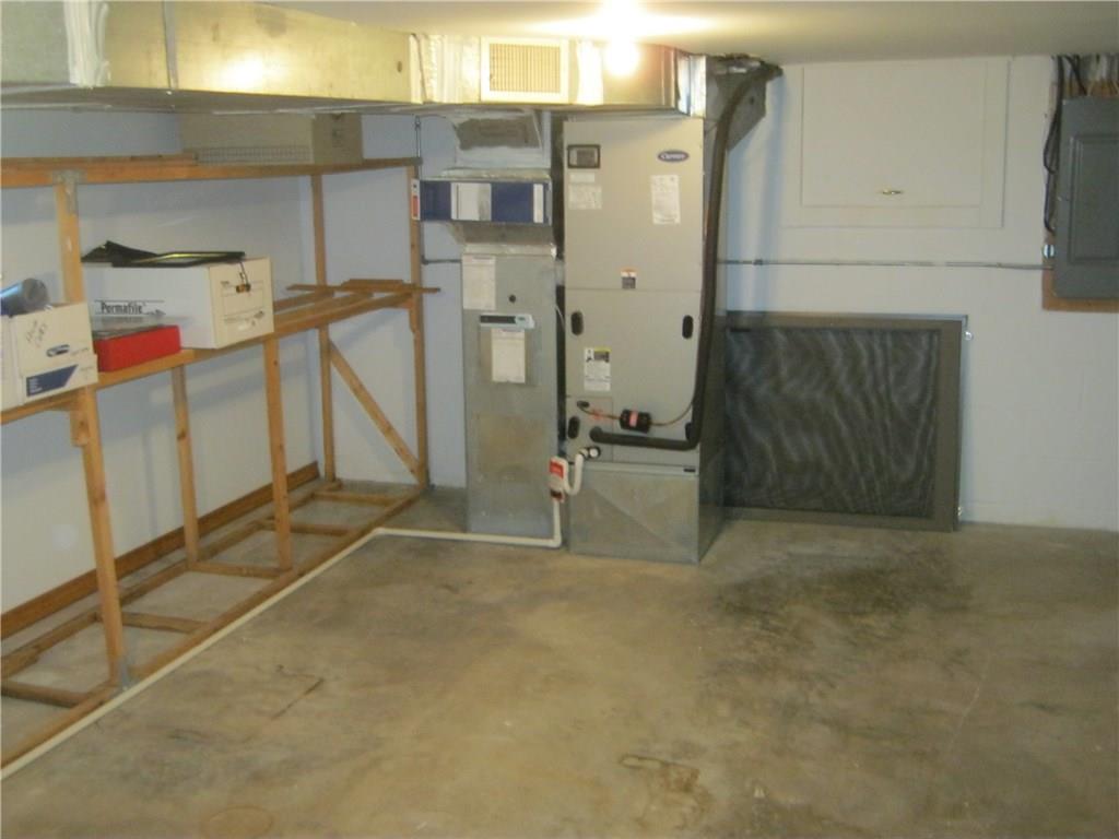 6206 North Raceway Road Indianapolis, IN 46278 - Photo 31 of 33 Gallery Image 31