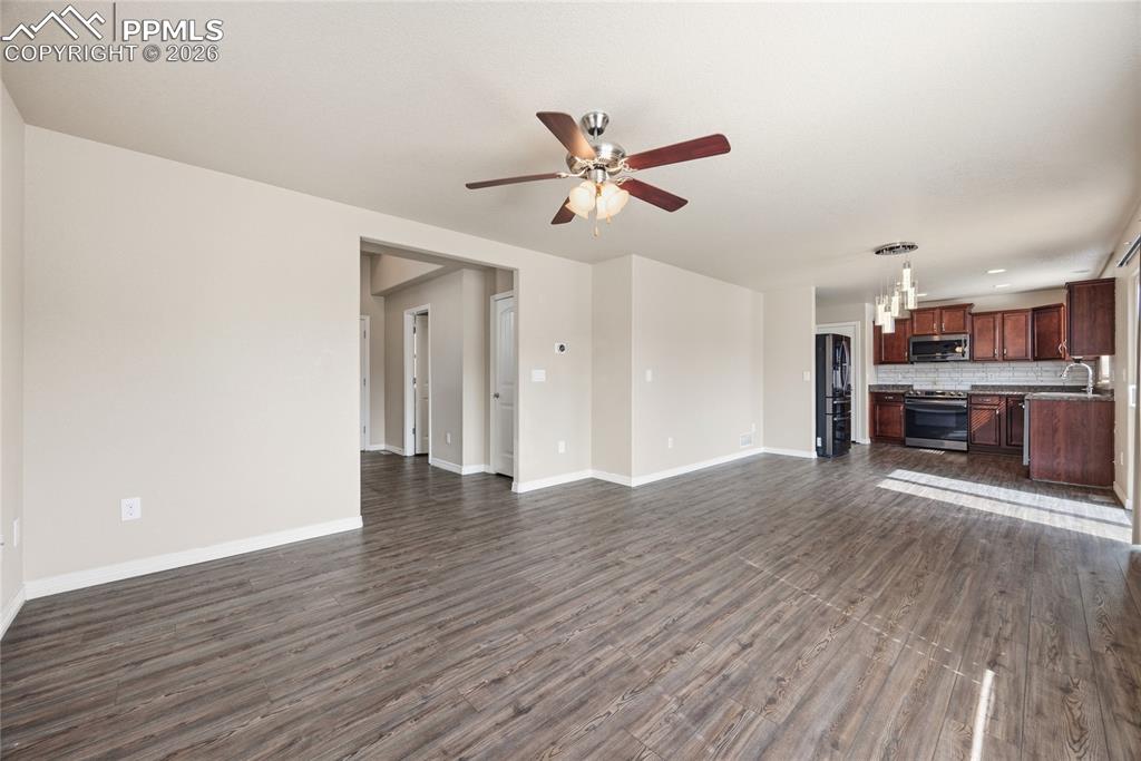 6266 Pilgrimage Road Colorado Springs, CO 80925 - Photo 9 of 33