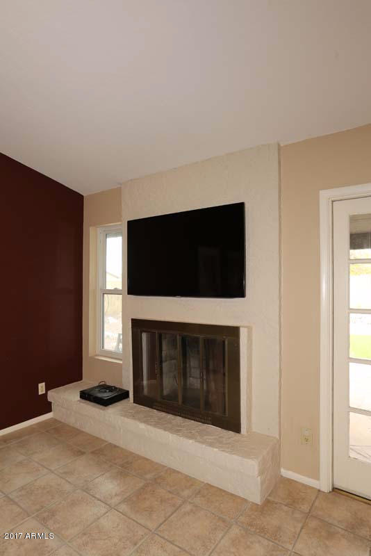 4418 East Grandview Road Phoenix, AZ 85032 - Photo 23 of 33 Great Room-Fireplace
