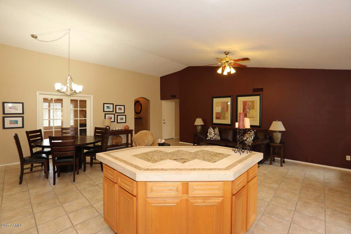 4418 East Grandview Road Phoenix, AZ 85032 - Photo 28 of 33 Kitchen-Great R oom
