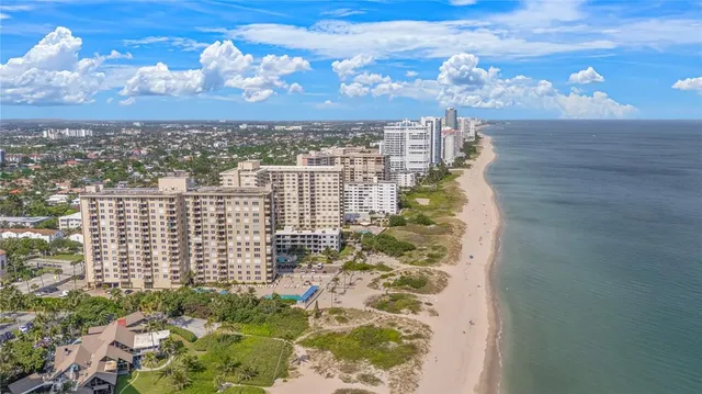 $649,999 | 2000 South Ocean Boulevard, Unit 5D, Lauderdale-by-the-Sea, FL 33062