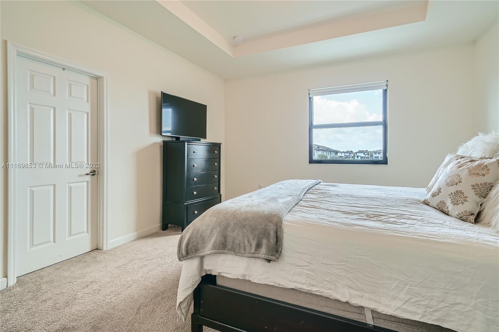 25258 Southwest 115th Avenue, Unit 25258 Homestead, FL 33032 - Photo 13 of 36