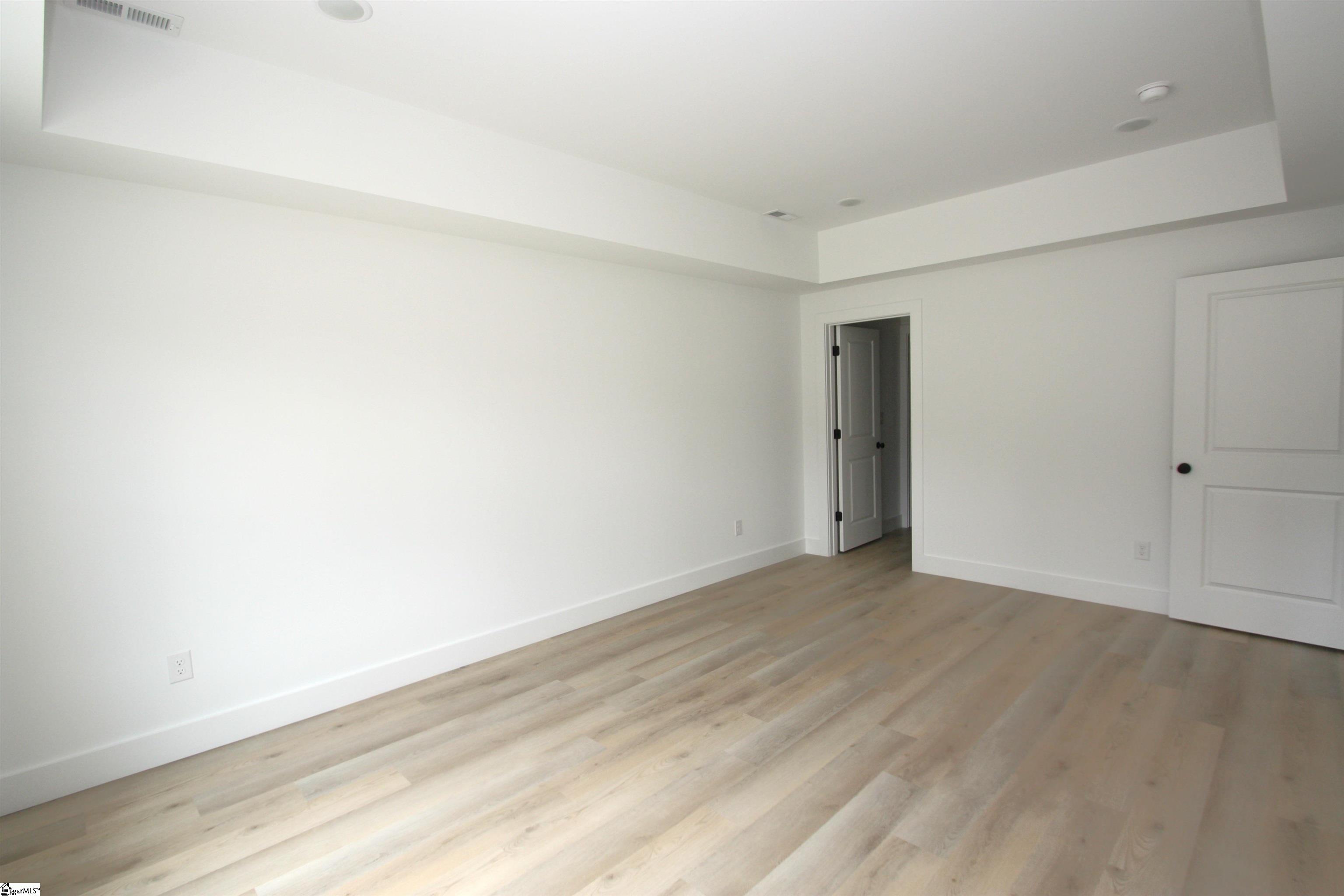 402 Sierra Road Spartanburg, SC 29301 - Photo 16 of 47