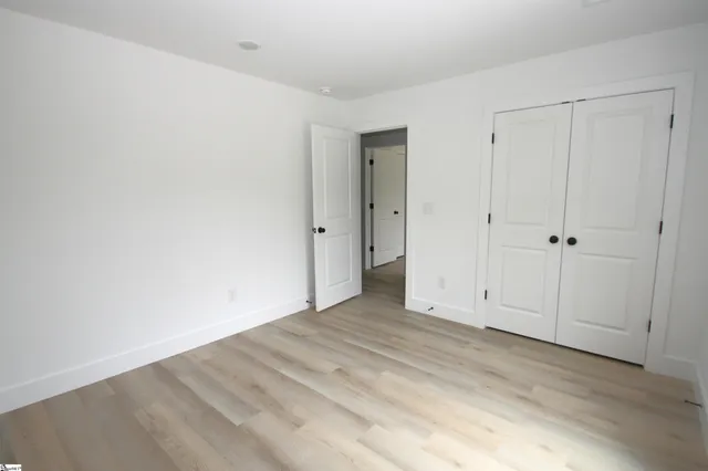 $1,800 | 402 Sierra Road, Spartanburg, SC 29301