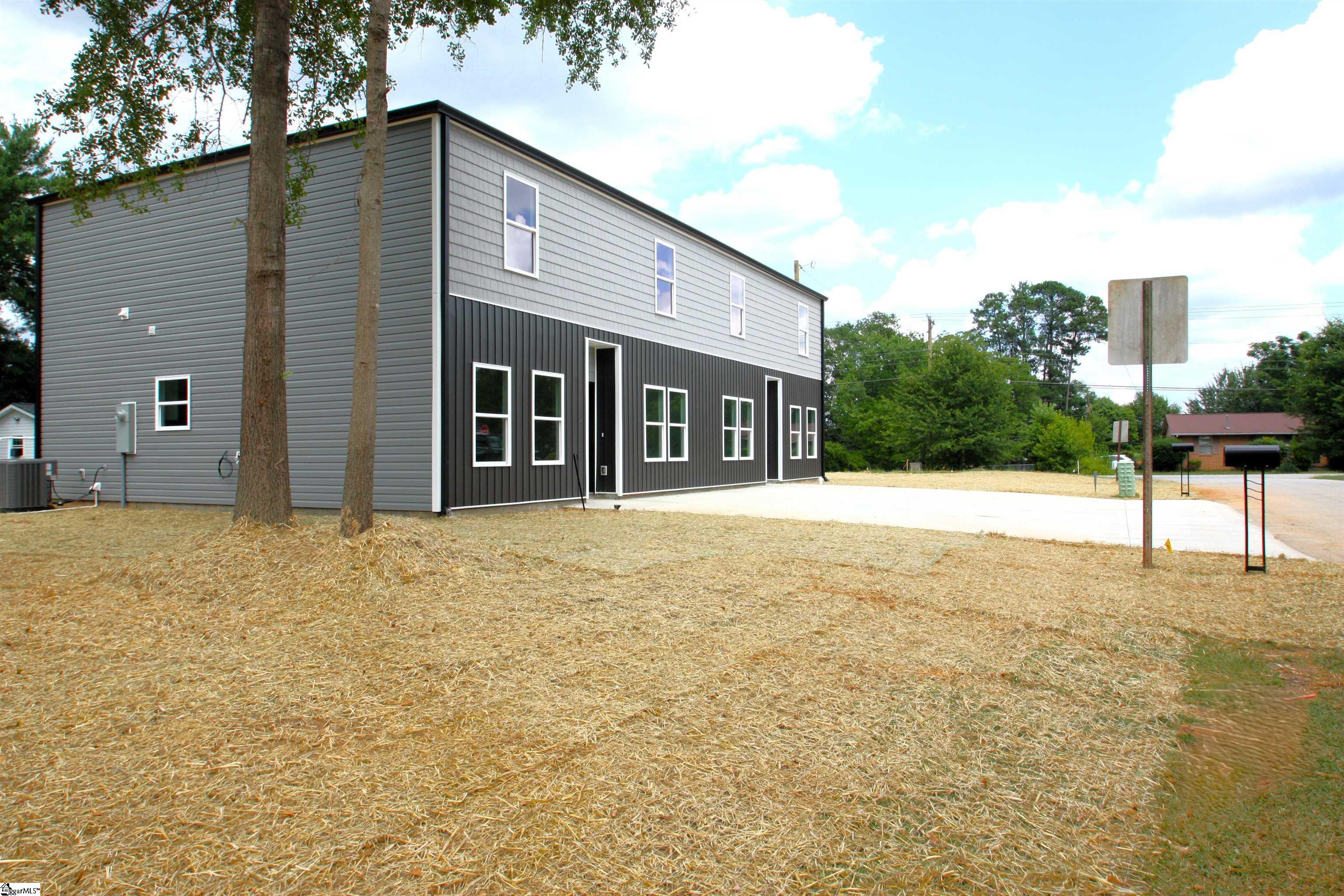 402 Sierra Road Spartanburg, SC 29301 - Photo 6 of 47