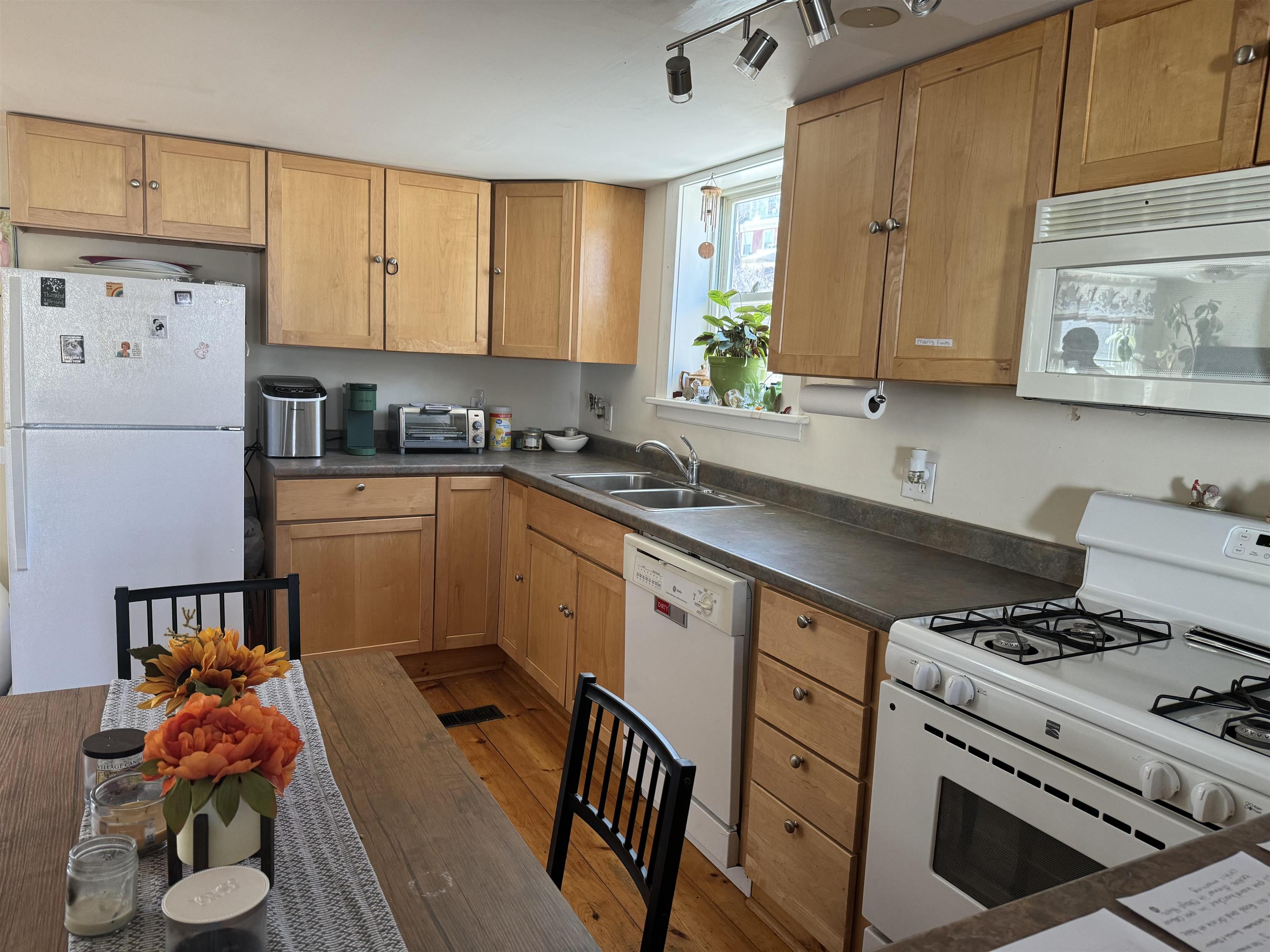 59 Goshen Road Bradford, VT 05033 - Photo 6 of 15 Gallery Image 6
