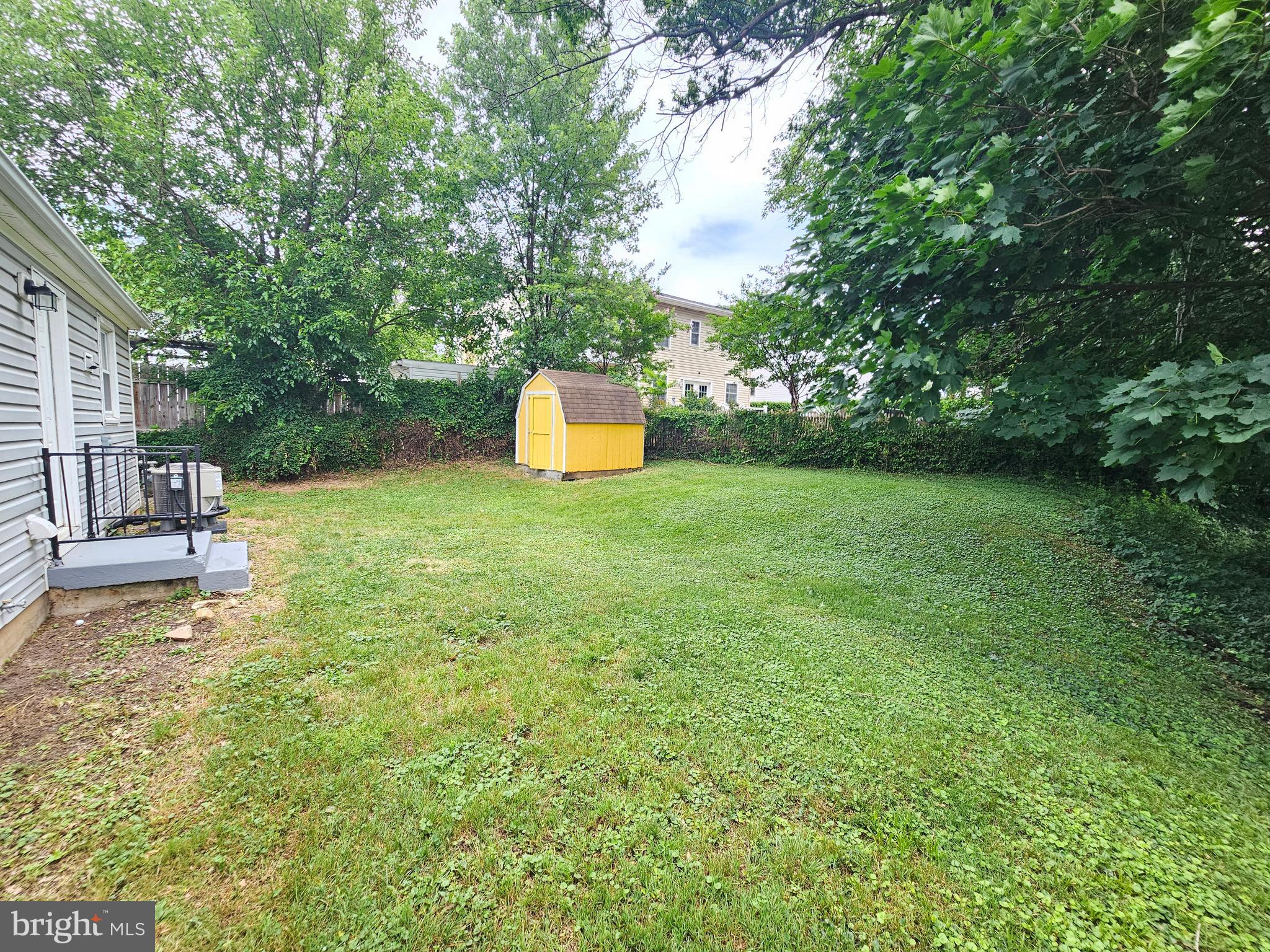 603 Pinewood Road Rockville, MD 20850 - Photo 30 of 32 Exterior Rear