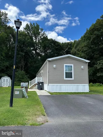 $1,475 | 16 Loxley Lane, Hartly, DE 19953