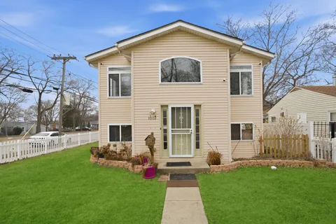 $299,900 | 1002 New York Street, Waukegan, IL 60085