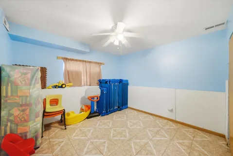 $299,900 | 1002 New York Street, Waukegan, IL 60085