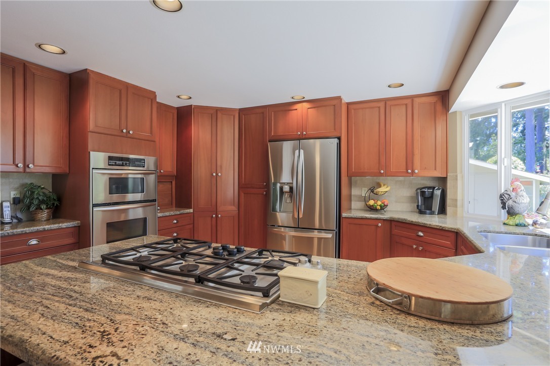 14309 Southeast 170th Street Renton, WA 98058 - Photo 9 of 25 Gallery Image 9