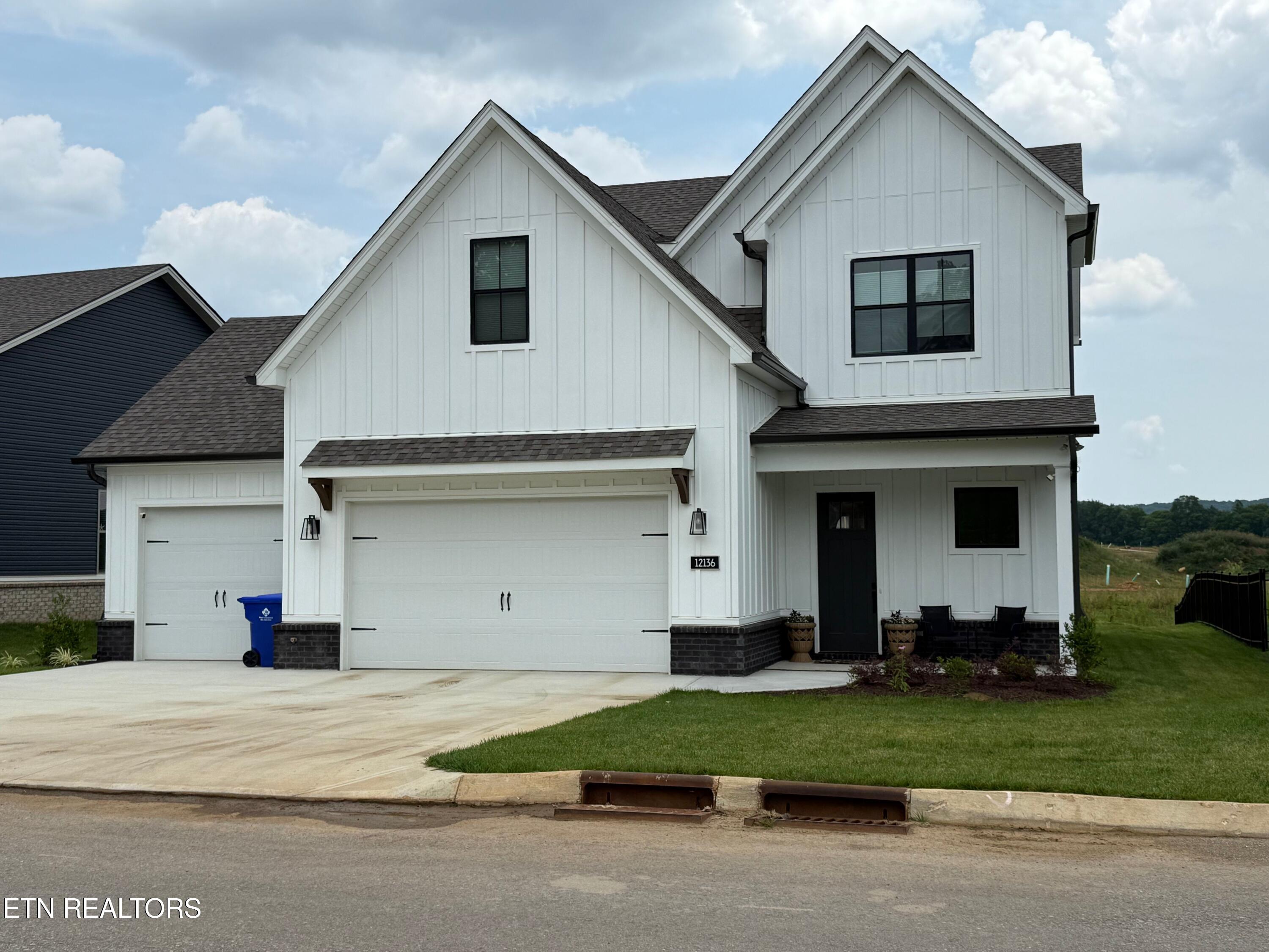 12136 Signal View Road Knoxville, TN 37932 - Photo 1 of 1 IMG_1466