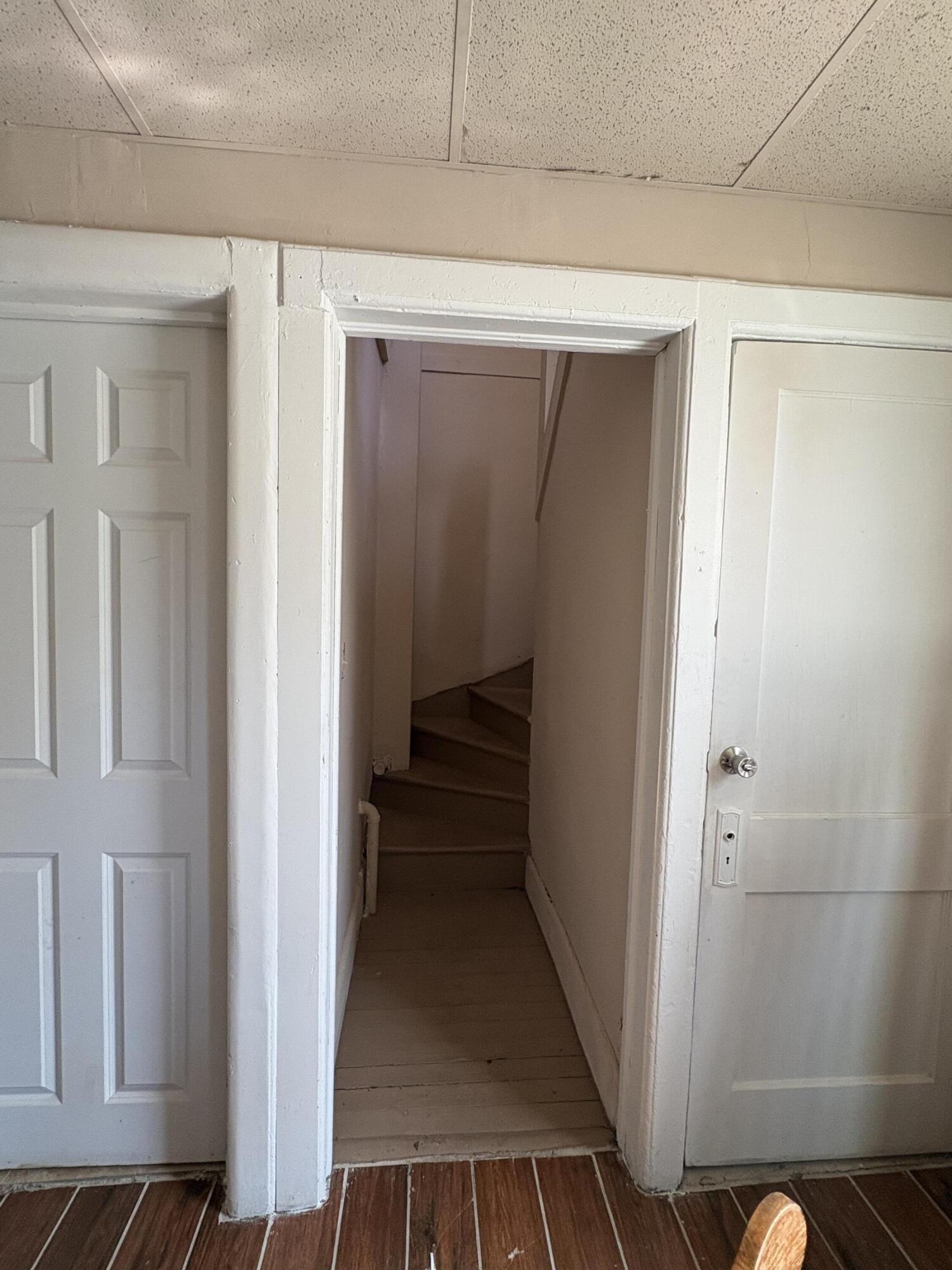 1522 South 15th Street Milwaukee, WI 53204 - Photo 44 of 53 second floor stairs