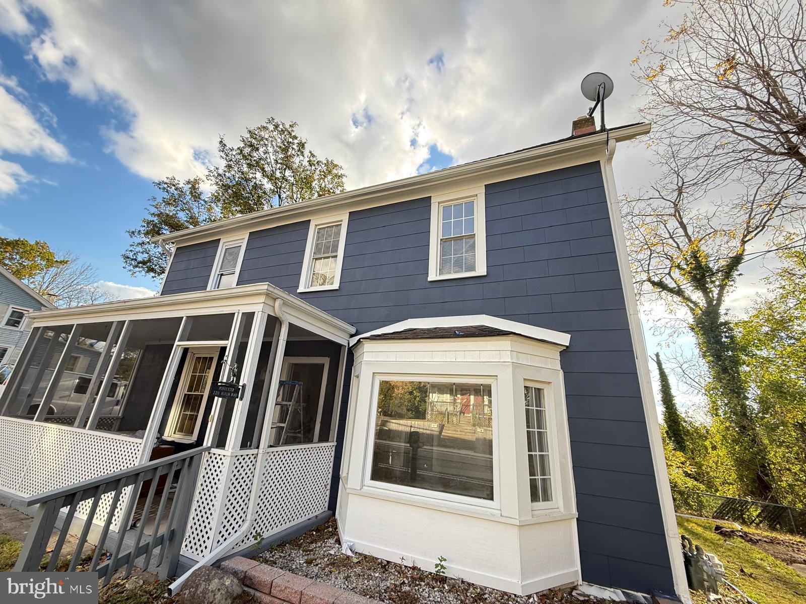 220 Berlin Road Clementon, NJ 08021 - Photo 1 of 15 a front view of a house