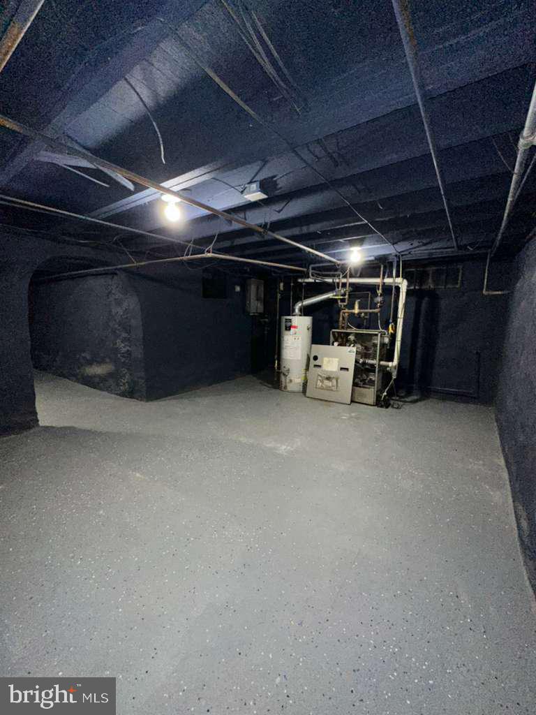 220 Berlin Road Clementon, NJ 08021 - Photo 15 of 15 a view of empty room