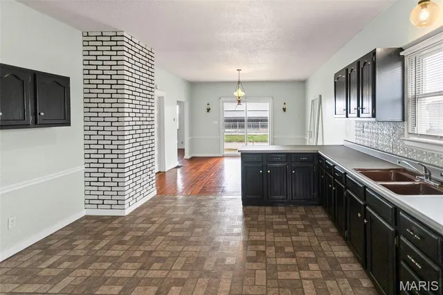 $81,000 | 419 East Exchange Street, Jerseyville, IL 62052