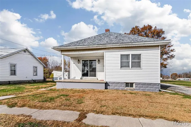 $81,000 | 419 East Exchange Street, Jerseyville, IL 62052