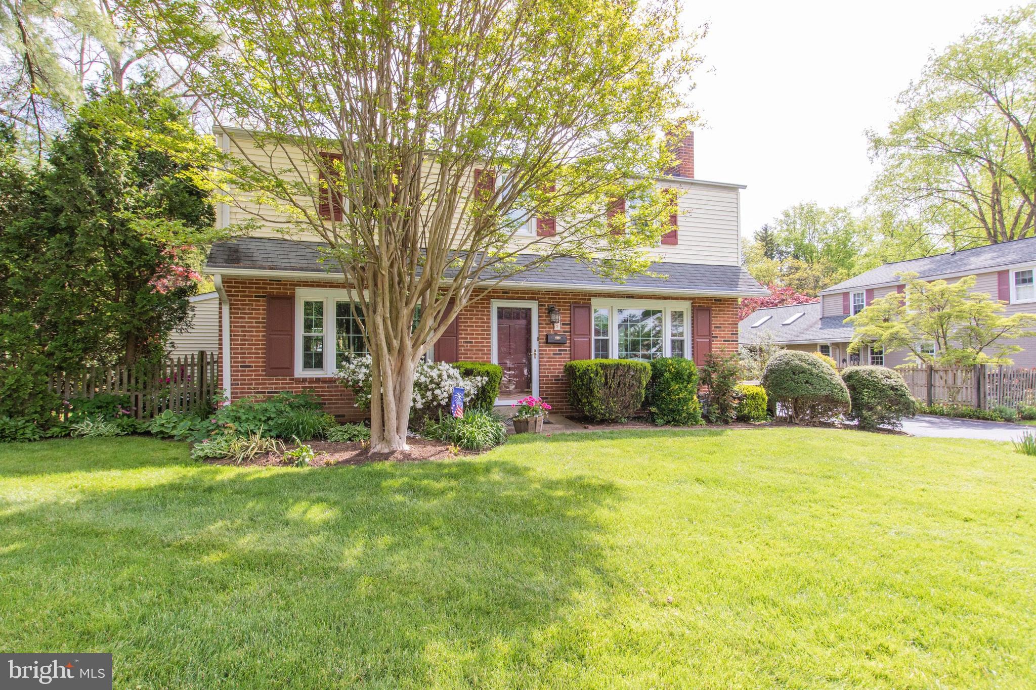 902 Preston Road Glenside, PA 19038 - Photo 1 of 34 Classic Erdenheim Colonial!