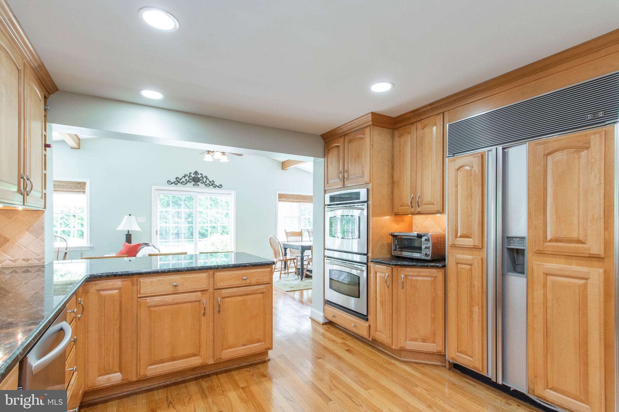 902 Preston Road Glenside, PA 19038 - Photo 14 of 34 Subzero refrigerator and double ovens