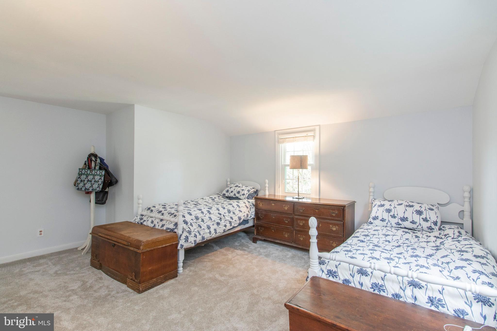 902 Preston Road Glenside, PA 19038 - Photo 30 of 34 Spacious 2nd bedroom
