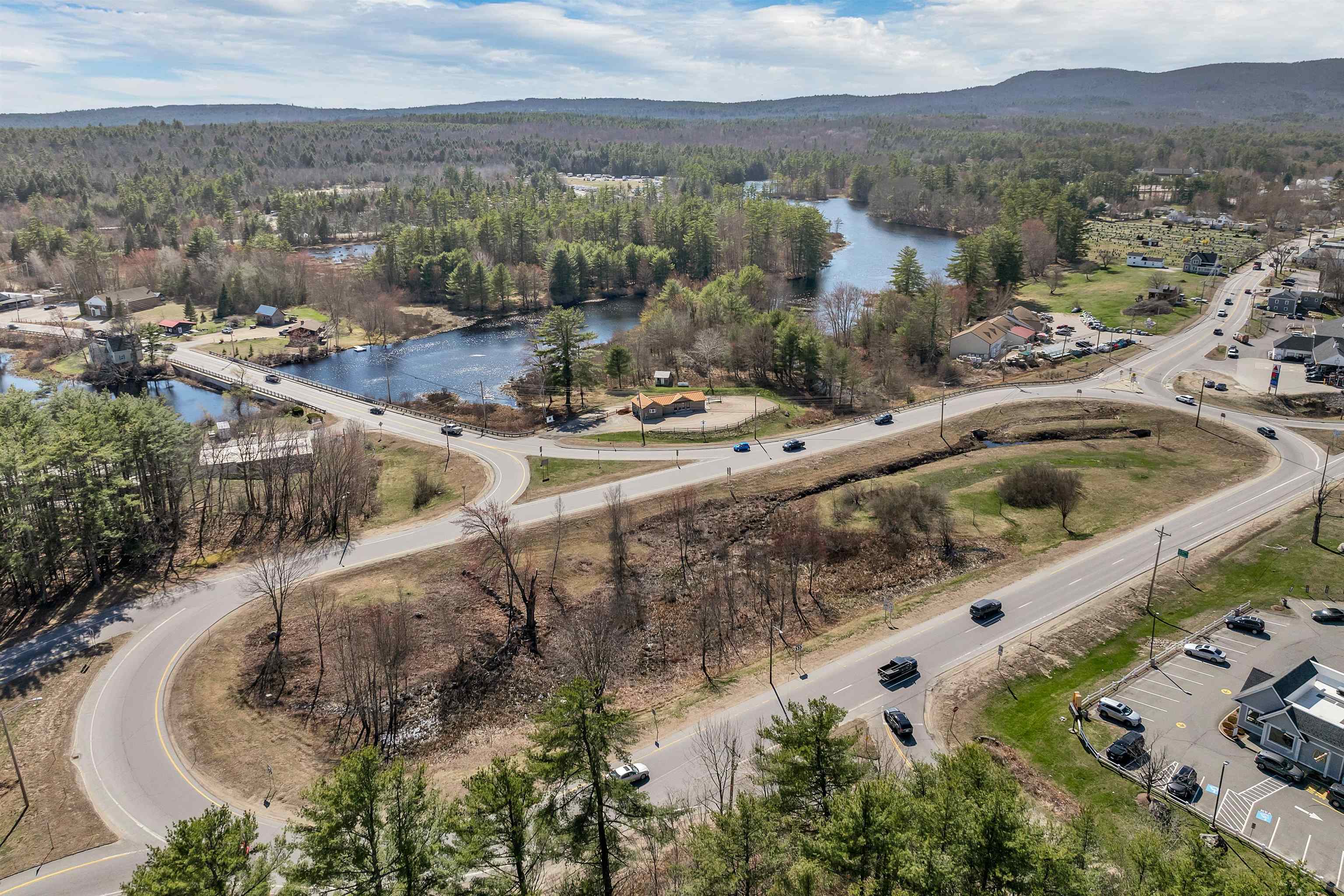 6 Suncook Valley Road Alton, NH 03809 - Photo 4 of 44