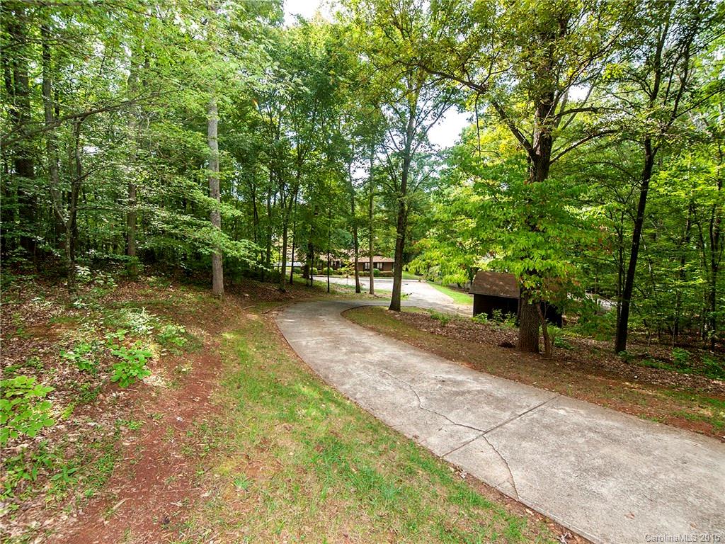 9534 Windygap Road Charlotte, NC 28278 - Photo 2 of 23 Gallery Image 2