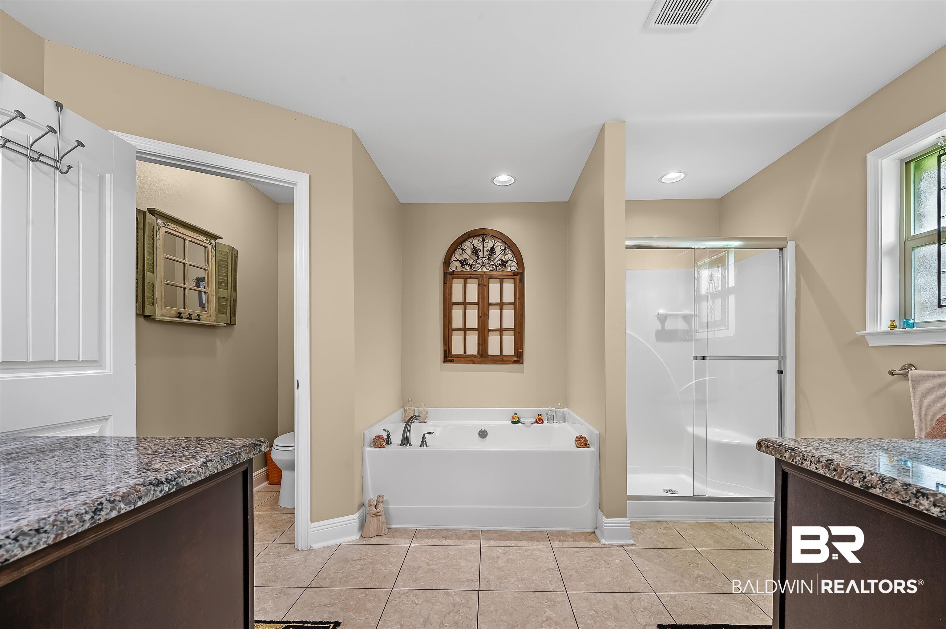 2033 Bourbon Street Foley, AL 36535 - Photo 42 of 57 Primary Bath
