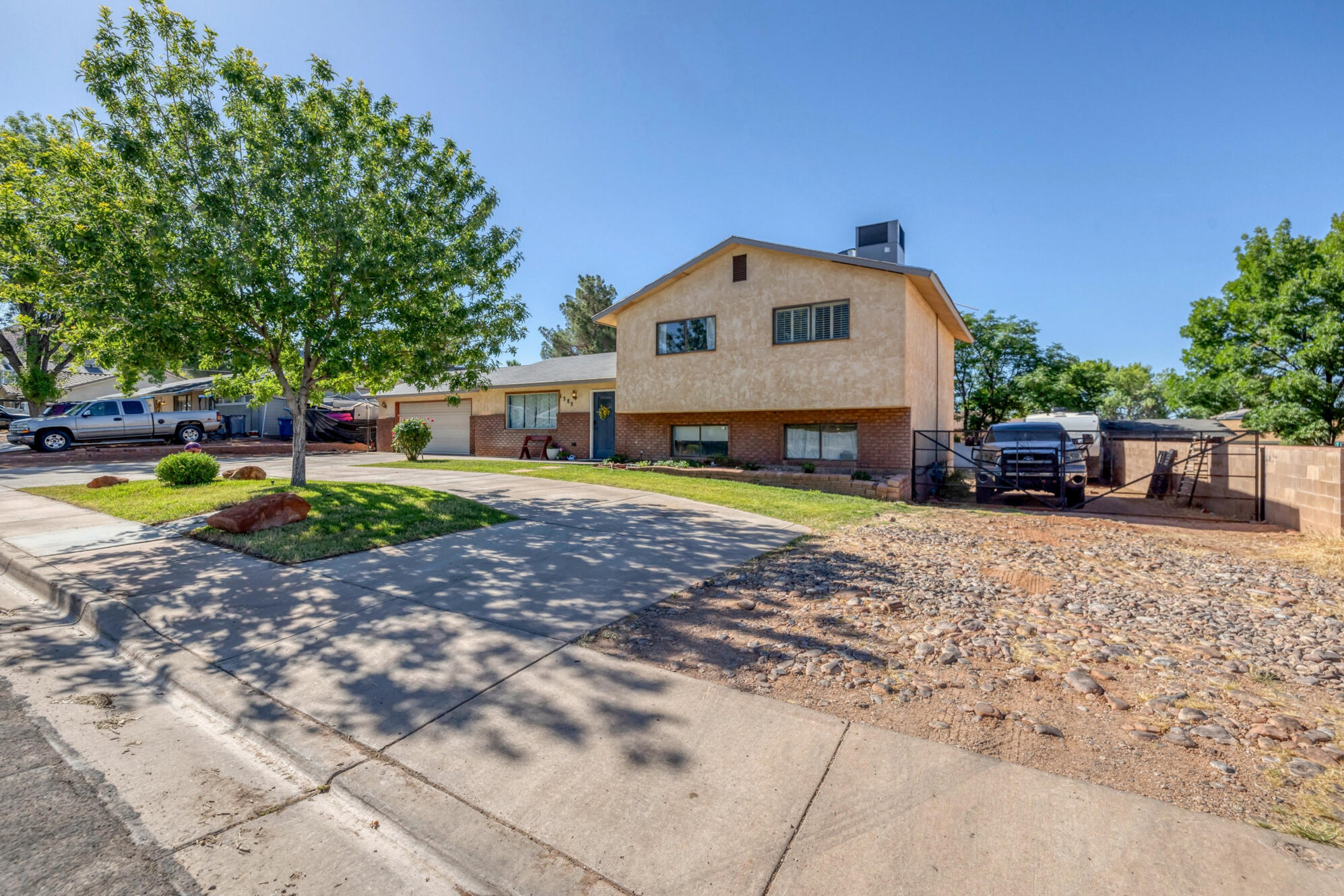1385 West 360 North St. George, UT 84770 - Photo 3 of 37 _B2A7738