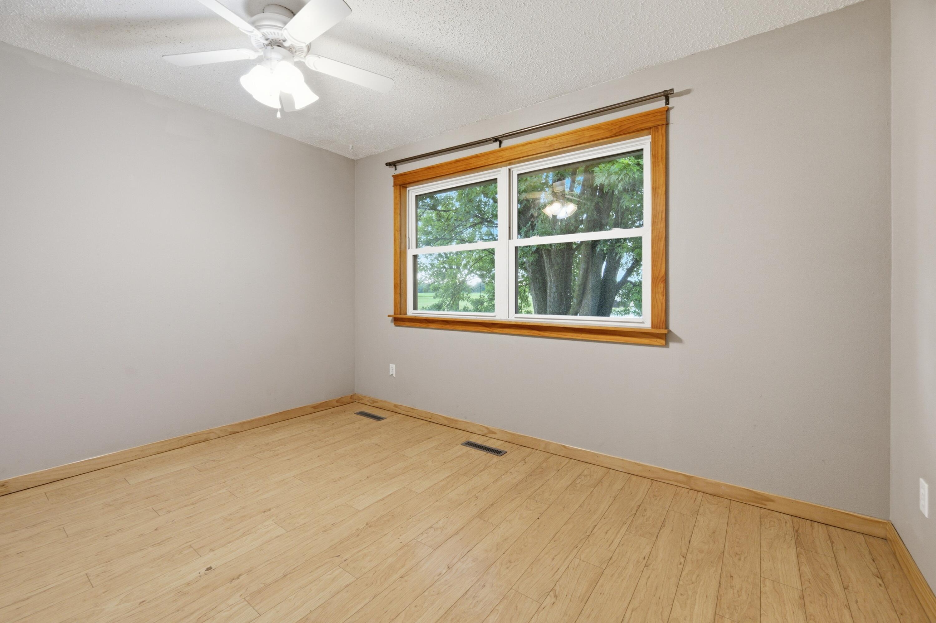 1104 Walrath Street Sparta, WI 54656 - Photo 11 of 26 1104 Walrath St (10)