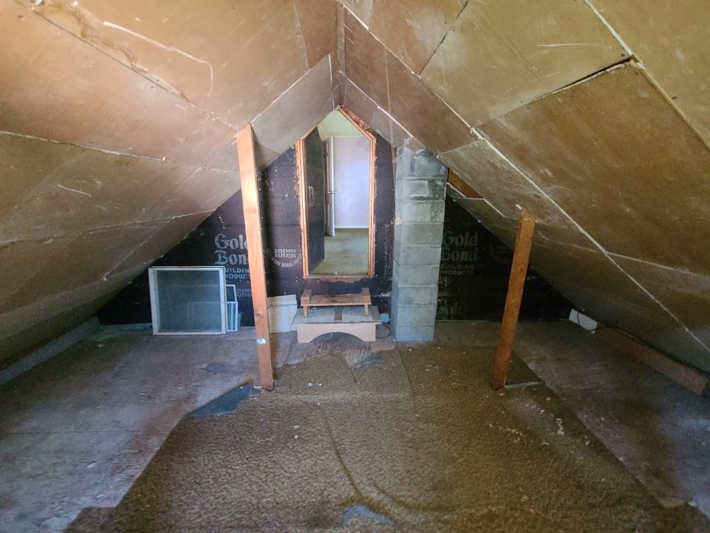 97 Burgess Road Bennington, VT 05201 - Photo 5 of 19
