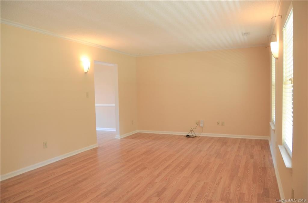 6045 Trysting Road Charlotte, NC 28227 - Photo 2 of 15 Gallery Image 2