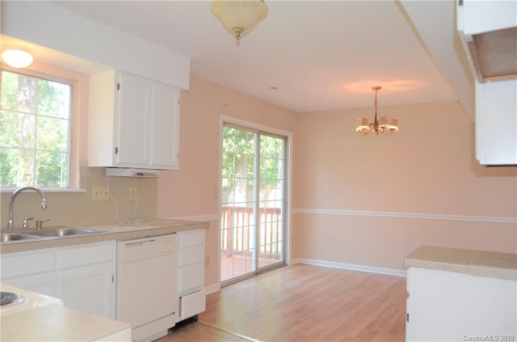 6045 Trysting Road Charlotte, NC 28227 - Photo 5 of 15 Gallery Image 5