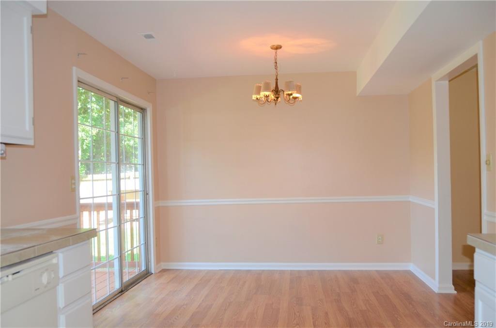 6045 Trysting Road Charlotte, NC 28227 - Photo 6 of 15 Gallery Image 6