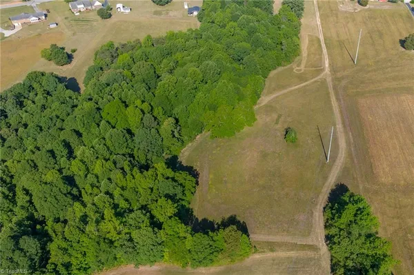 $175,000 | 292 Lighthouse Lane, Lexington, NC 27295