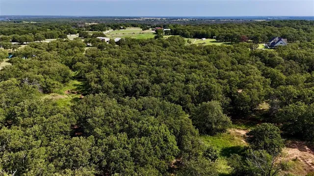 $345,000 | 120 Nocona Drive, Nocona, TX 76255