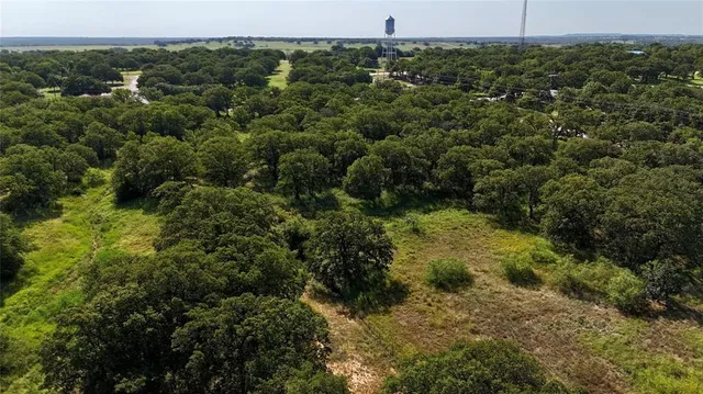 $345,000 | 120 Nocona Drive, Nocona, TX 76255