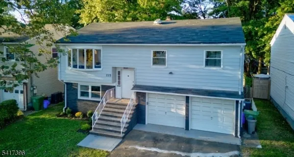 $649,000 | 215 East 10th Avenue, Roselle, NJ 07203