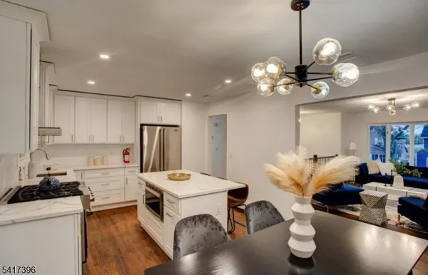 $649,000 | 215 East 10th Avenue, Roselle, NJ 07203
