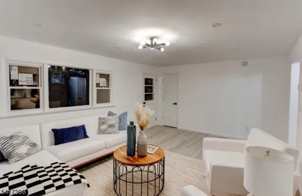 $649,000 | 215 East 10th Avenue, Roselle, NJ 07203