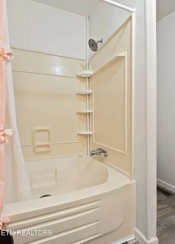 $179,900 | 1025 Allardt Highway, Jamestown, TN 38556