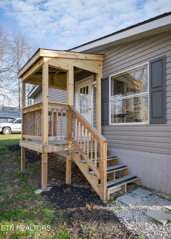 $179,900 | 1025 Allardt Highway, Jamestown, TN 38556